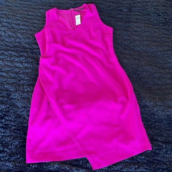 ๐ Host Pick!!!๐ Banana Republic Fuchsia Mini Dress, NWT - Womenโs Size 8 - Picture 2 of 5